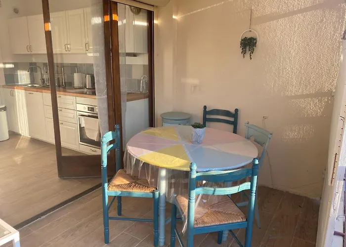 Avignon : Appartement Le In Et Off
