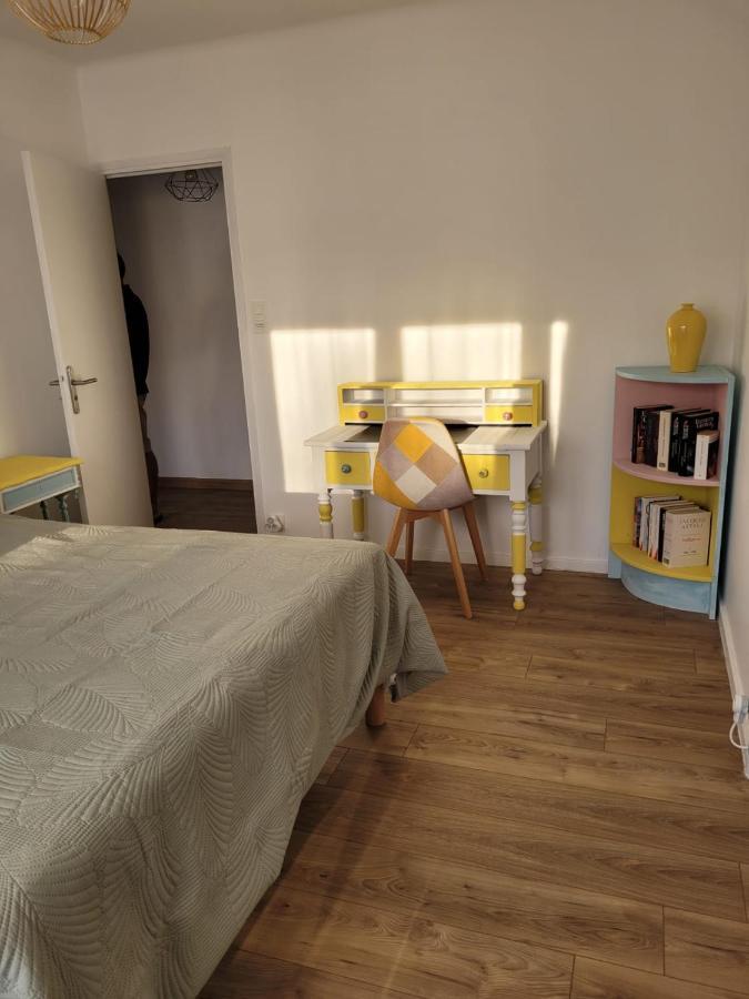 : Le In Et Off Apartment *
