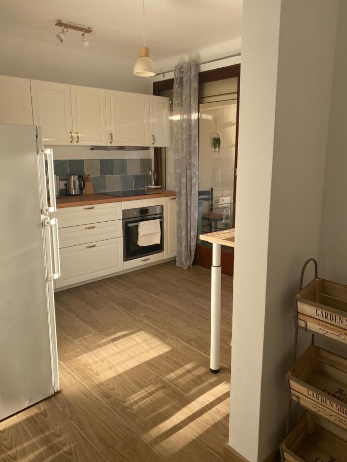 : Le In Et Off Apartment *